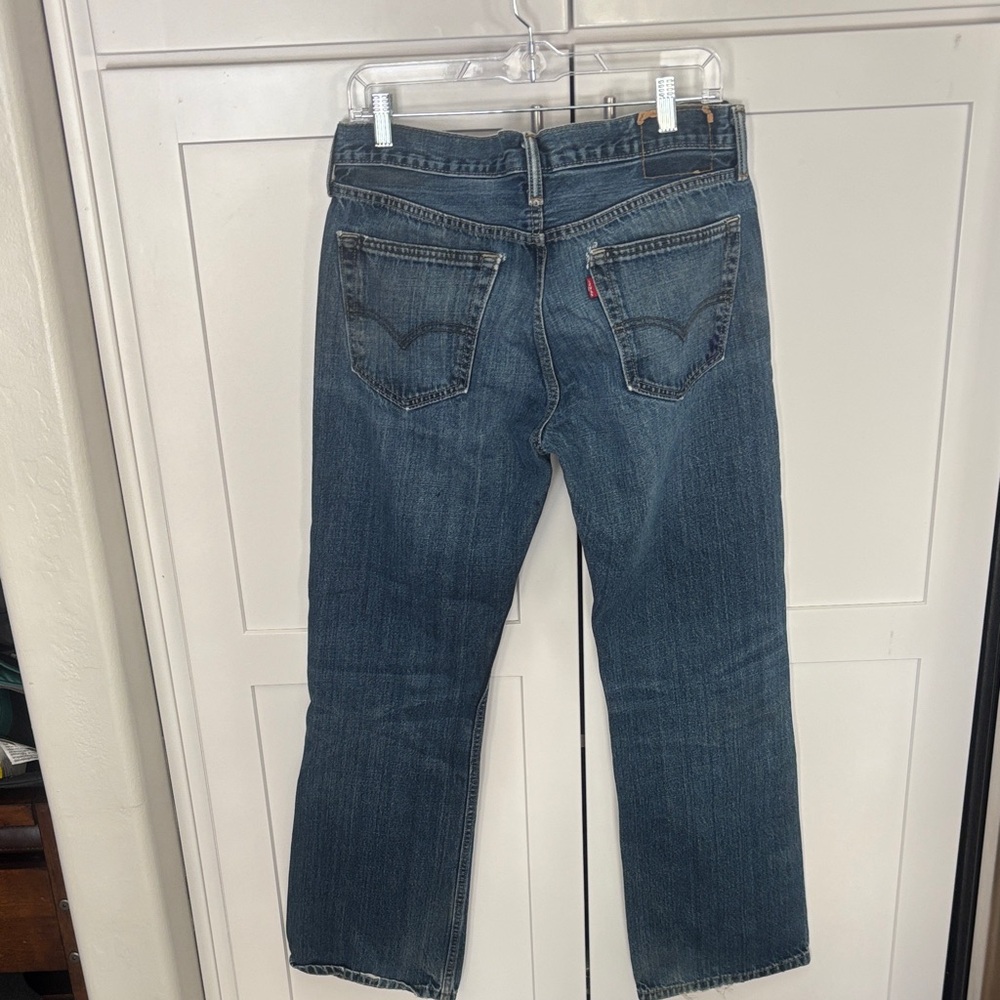 Levi's Men's Dark Blue Straight Jeans with Signature Back Pockets 34X32